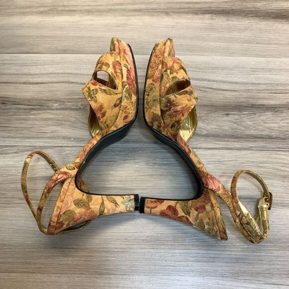 Mudd Y2K Retro Women’s 7M Sandals Strappy Block Heels Floral Tapestry Platforms - Picture 3 of 11